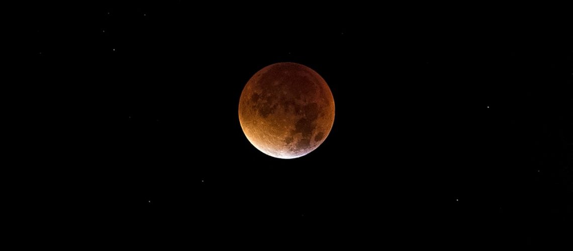 lunar-eclipse-1114900